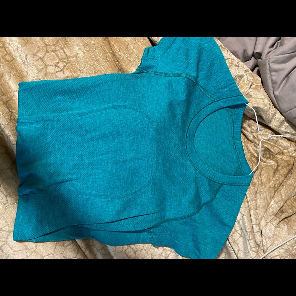 Blue/green lulu short sleeve